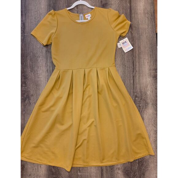 Lularoe Dress with pockets NWT - Picture 1 of 1